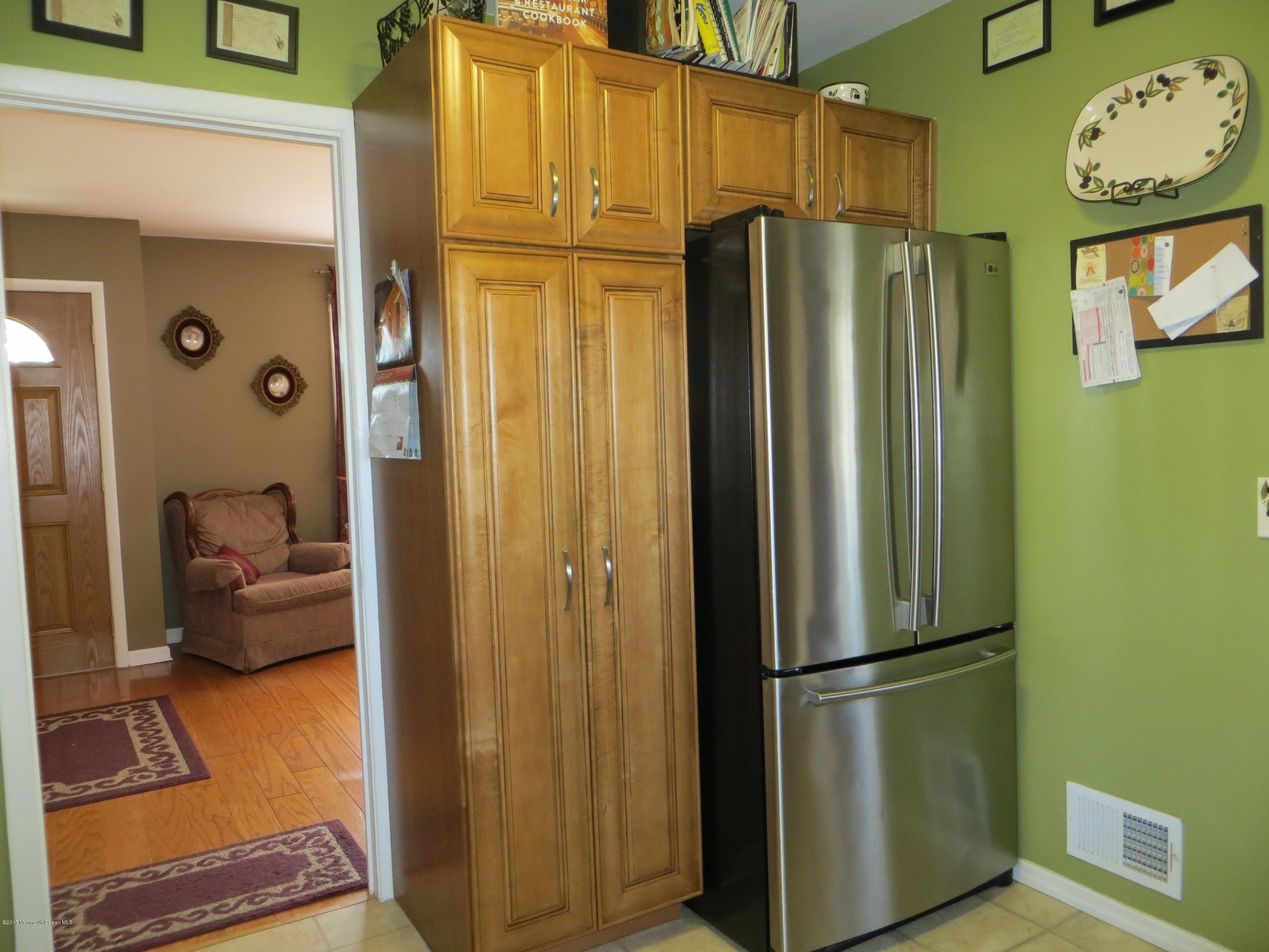 331 Eastham Road Point Pleasant, NJ 08742 - Photo 14 of 22 080