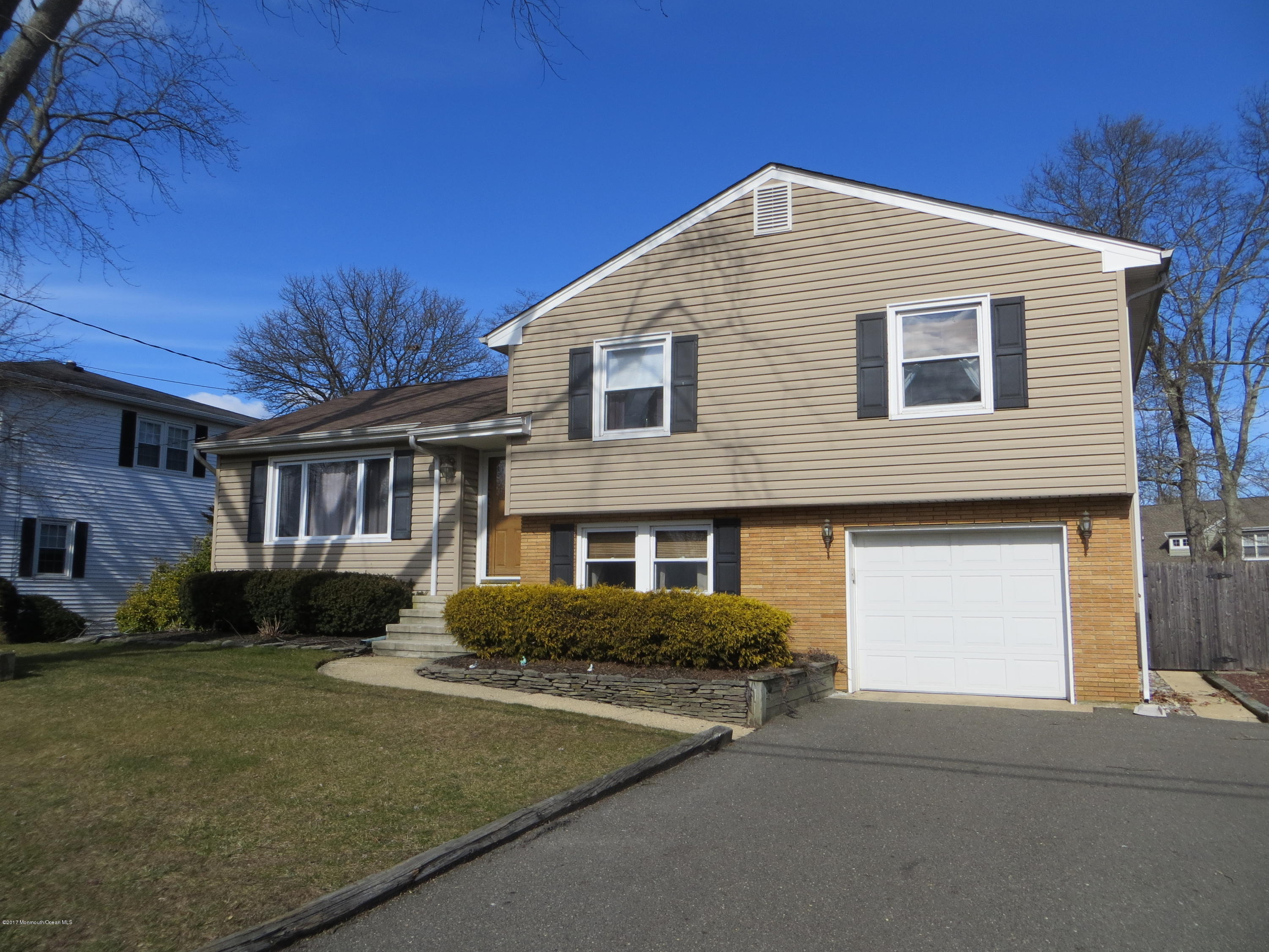 331 Eastham Road Point Pleasant, NJ 08742 - Photo 2 of 22 045