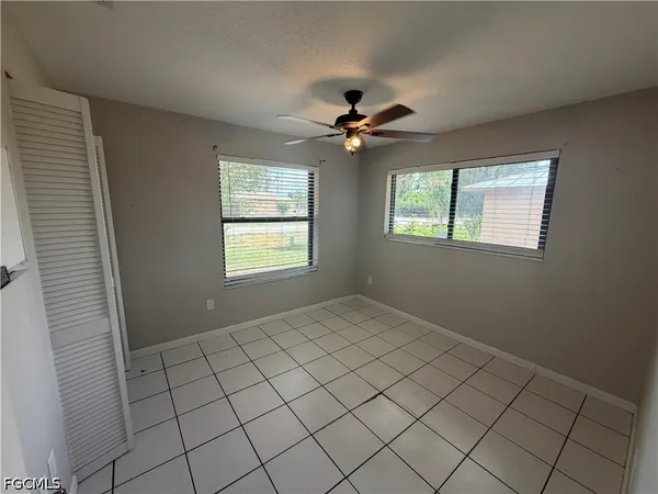 $2,350 | 18540 Tampa Road, Fort Myers, FL 33967