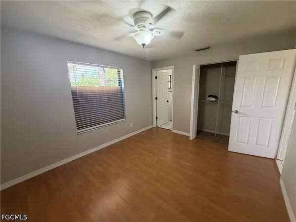 $2,350 | 18540 Tampa Road, Fort Myers, FL 33967