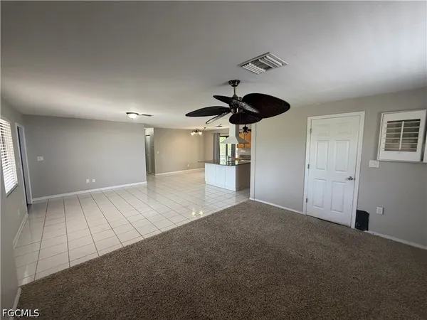 $2,350 | 18540 Tampa Road, Fort Myers, FL 33967