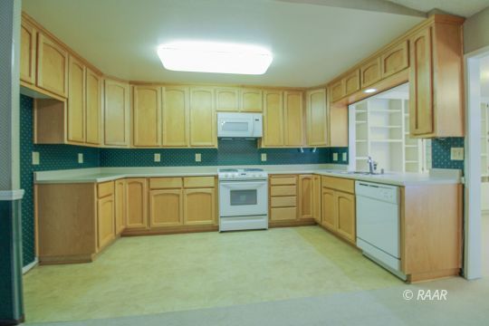 500 Tumbleweed Circle Ridgecrest, CA 93555 - Photo 7 of 35 Gallery Image 7