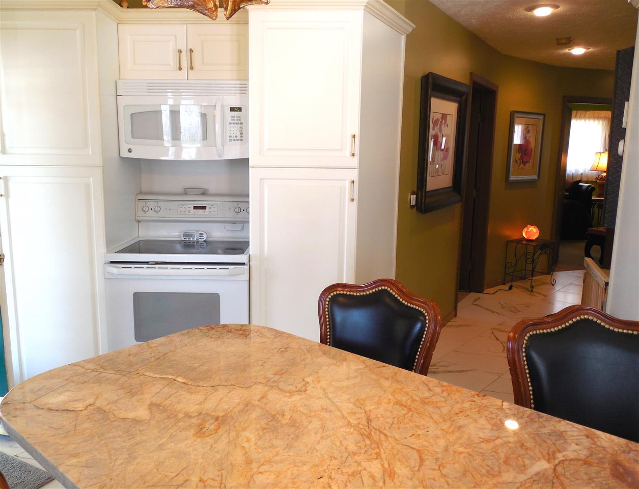 6924 South Dunns Farm Road Maple City, MI 49664 - Photo 6 of 49 1812694-5.JPG