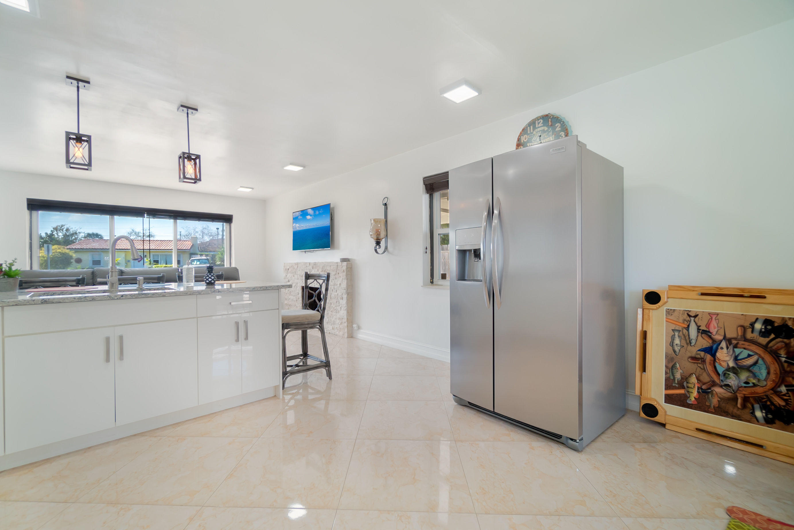 901 Churchill Road West Palm Beach, FL 33405 - Photo 12 of 31 014_14