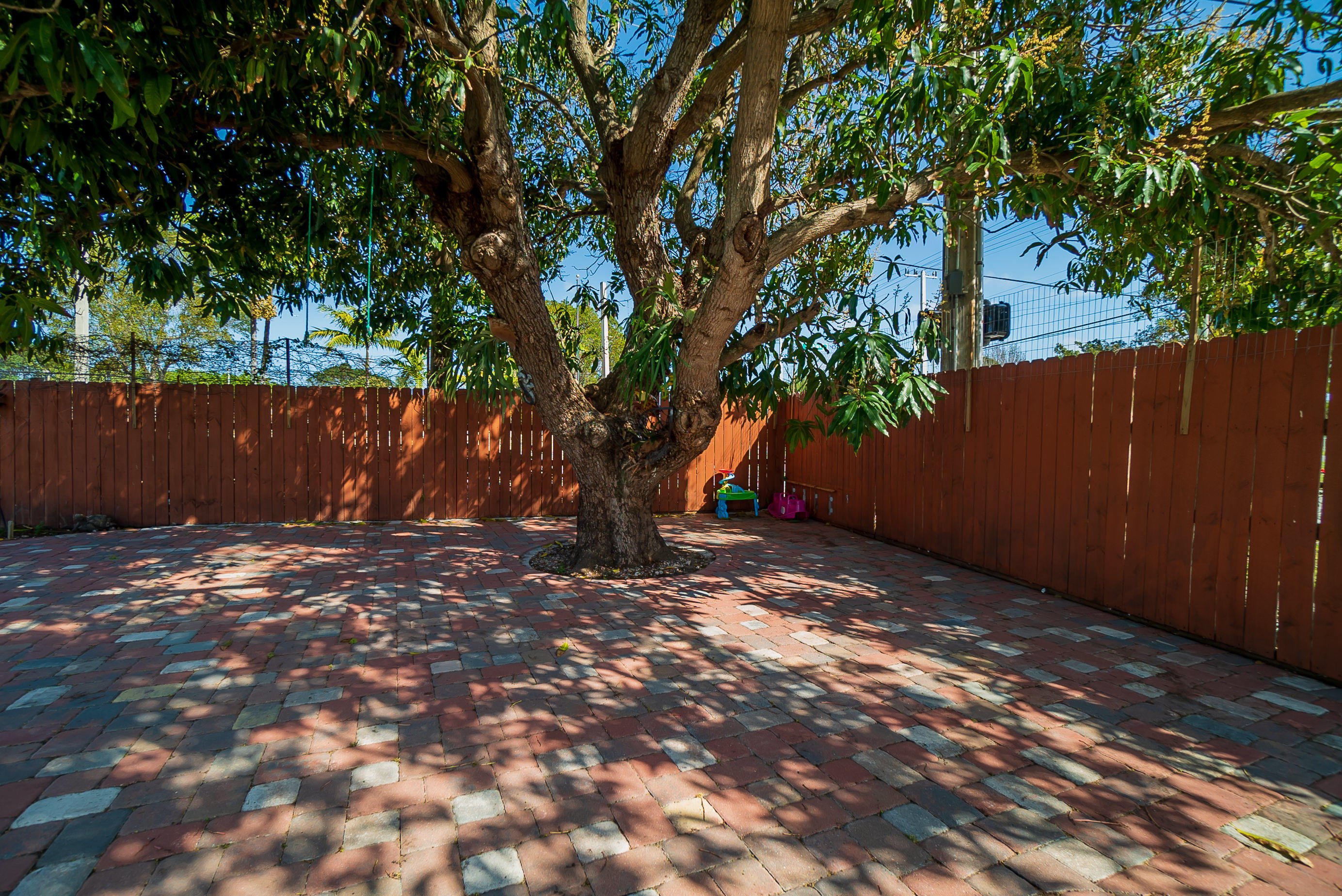 901 Churchill Road West Palm Beach, FL 33405 - Photo 24 of 31 026_26