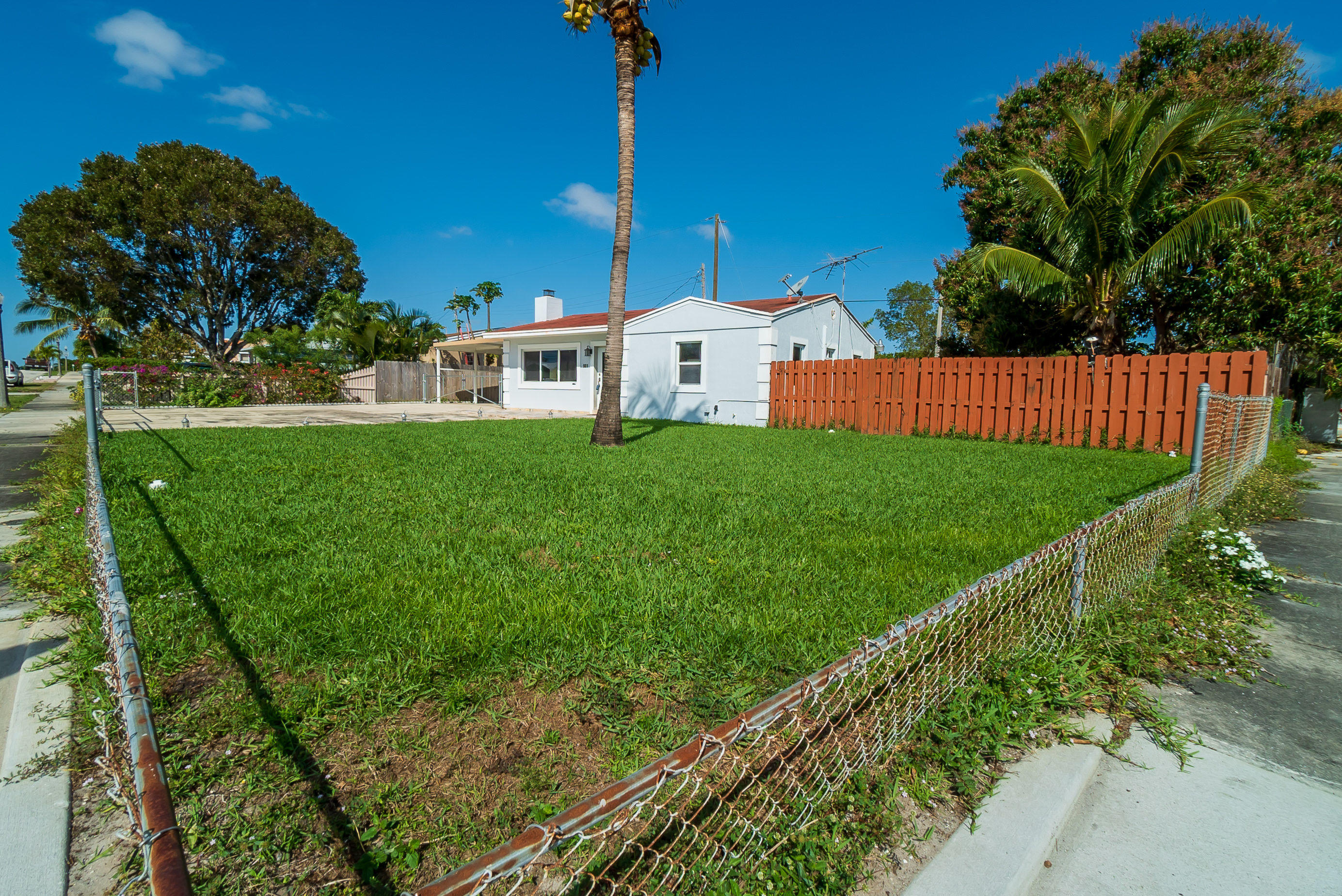 901 Churchill Road West Palm Beach, FL 33405 - Photo 28 of 31 030_30