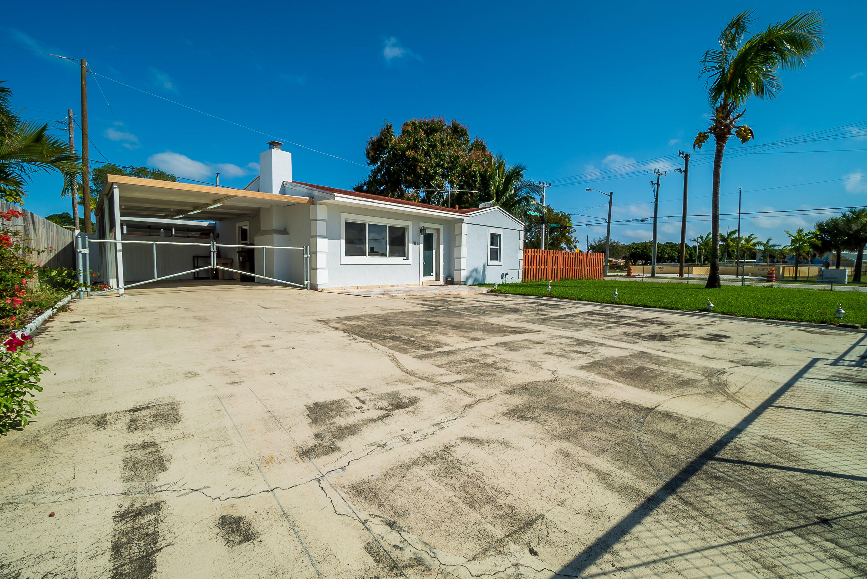 901 Churchill Road West Palm Beach, FL 33405 - Photo 29 of 31 001_1