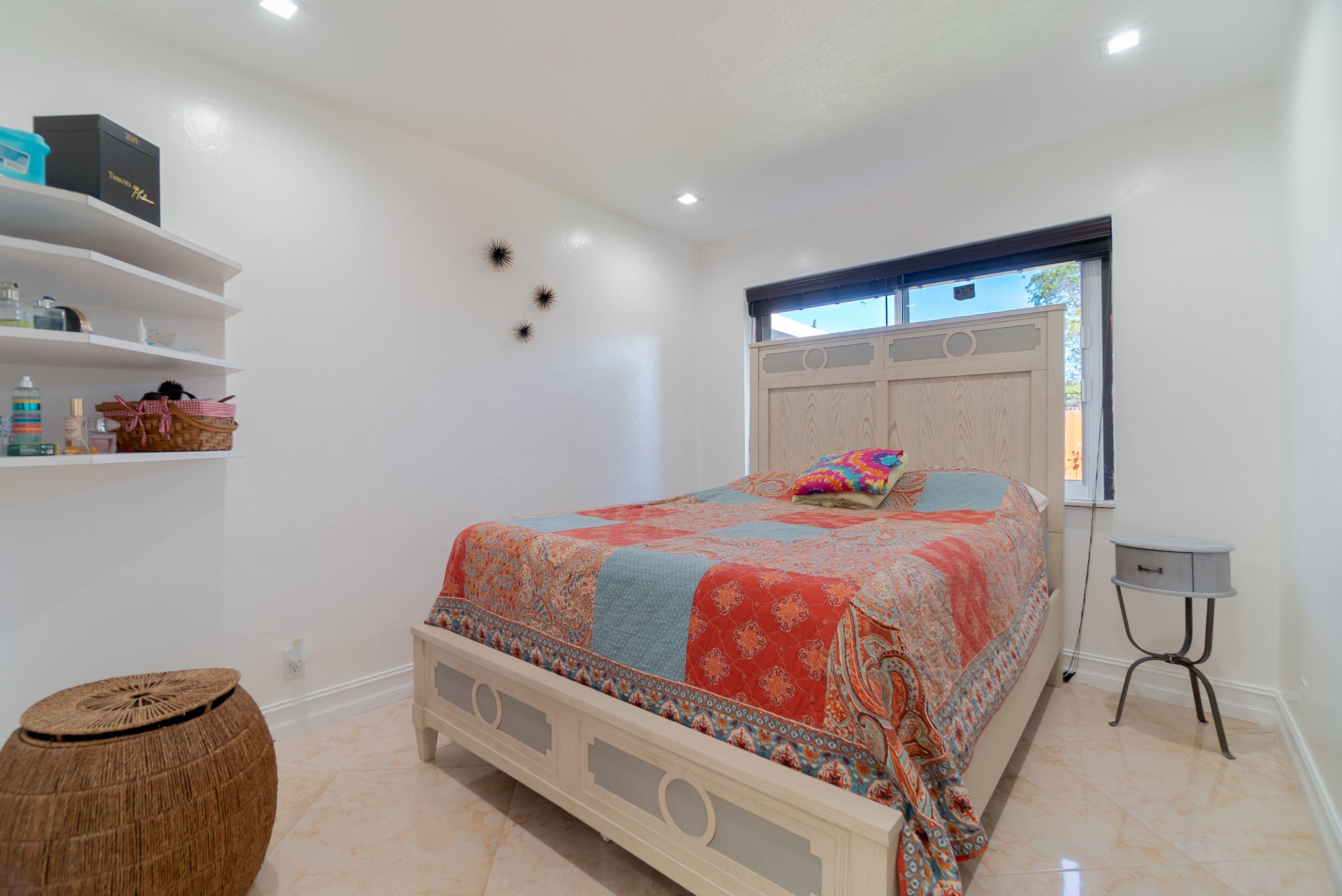 901 Churchill Road West Palm Beach, FL 33405 - Photo 10 of 31 011_11