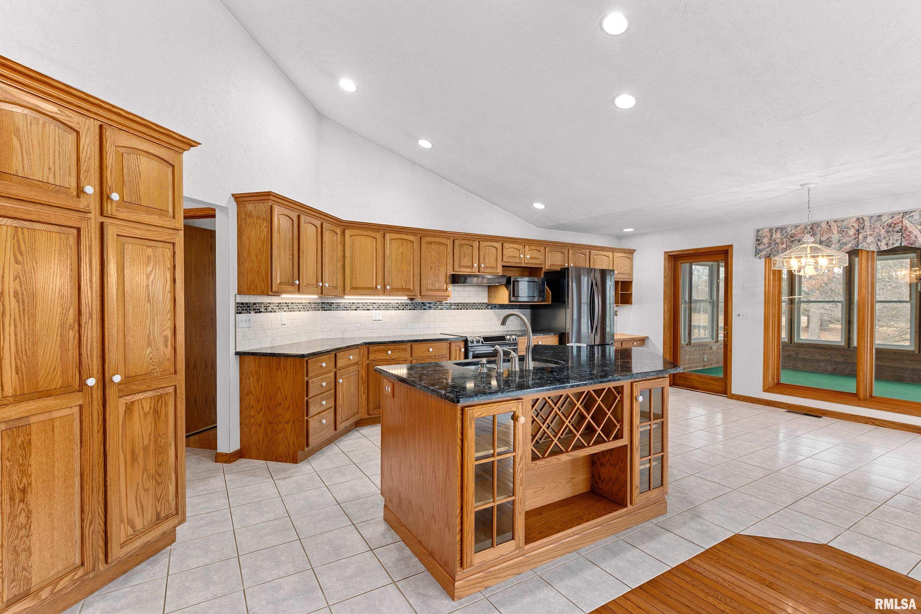 10425 Northpoint Road Tremont, IL 61568 - Photo 24 of 64