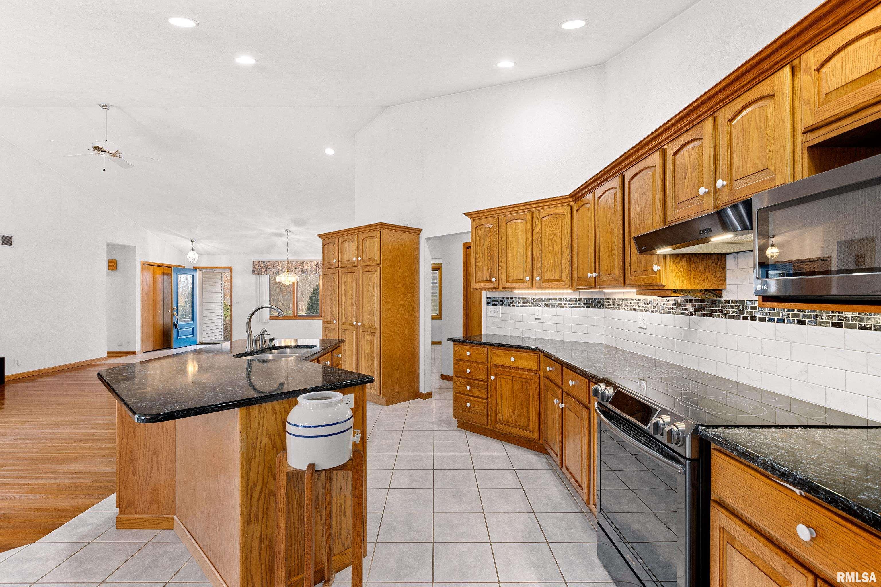 10425 Northpoint Road Tremont, IL 61568 - Photo 28 of 64