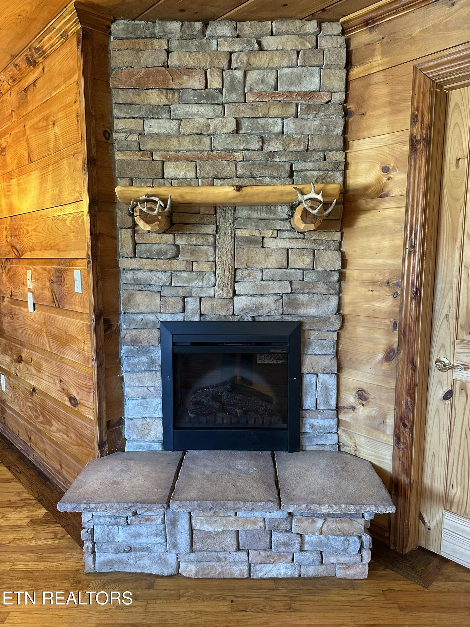 2820 Holiday Hills Road Kodak, TN 37764 - Photo 11 of 48 Living Room fireplace