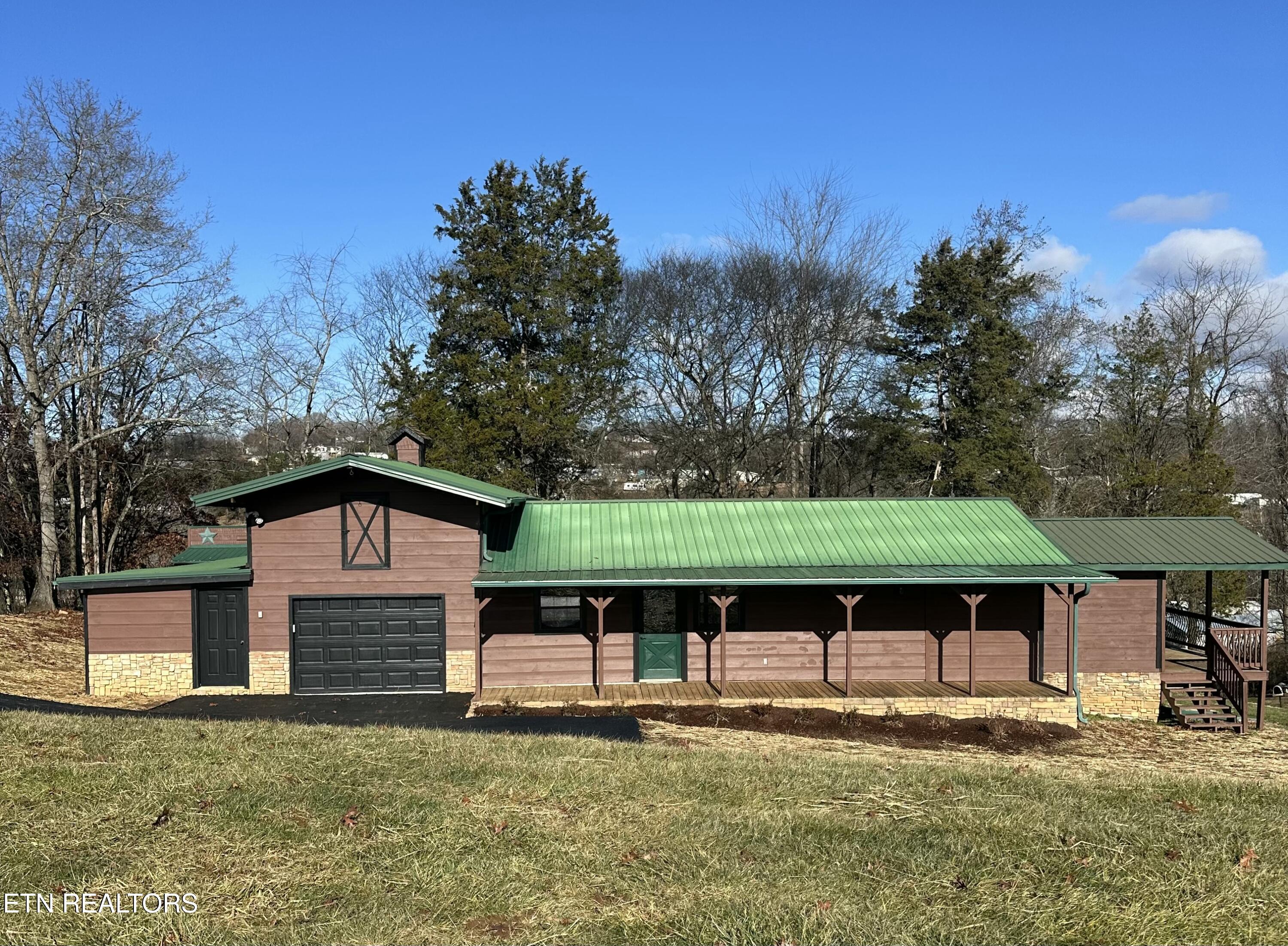 2820 Holiday Hills Road Kodak, TN 37764 - Photo 3 of 48 IMG_4051