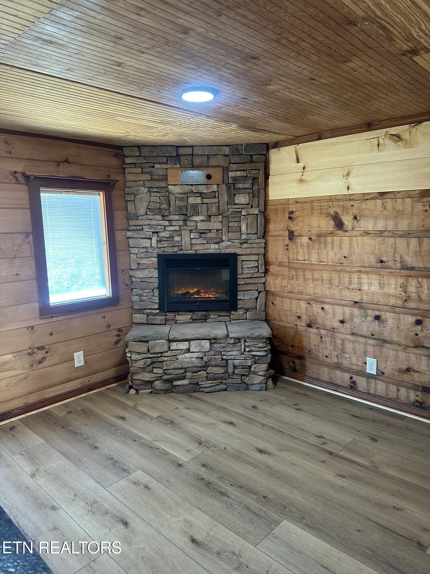 2820 Holiday Hills Road Kodak, TN 37764 - Photo 31 of 48 Guest House