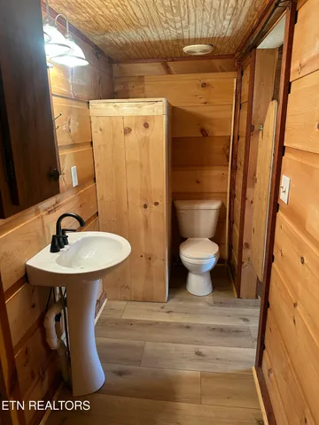 $345,000 | 2820 Holiday Hills Road, Kodak, TN 37764