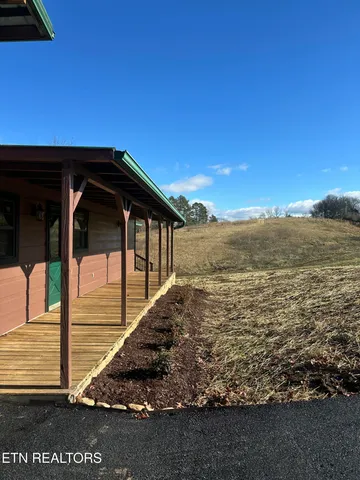 $345,000 | 2820 Holiday Hills Road, Kodak, TN 37764