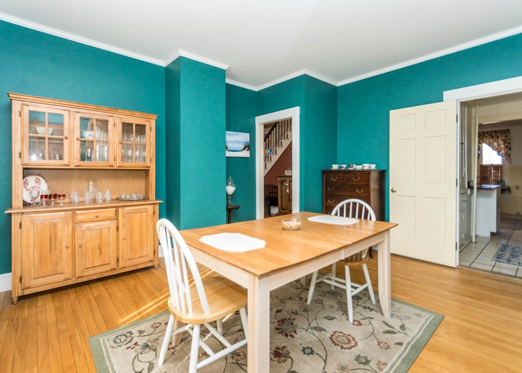 22 Walnut Street Maynard, MA 01754 - Photo 8 of 26 Gallery Image 8