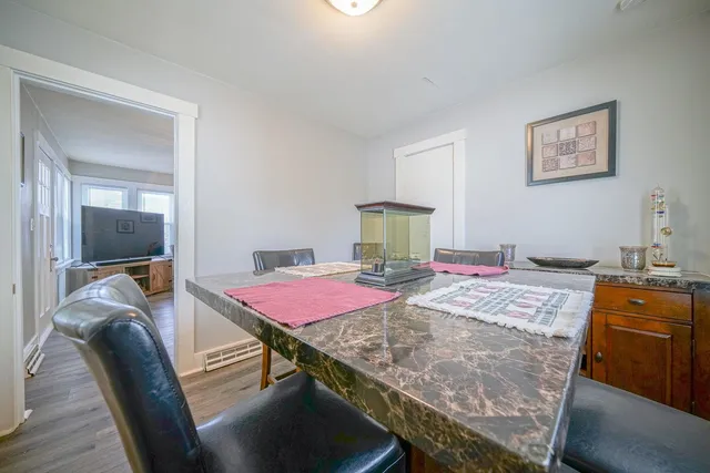 a bed room with a bed