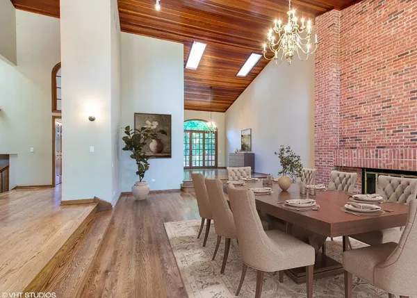 $7,995 | 1551 Edgewood Road, Lake Forest, IL 60045