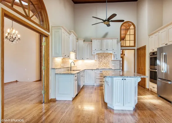 $7,995 | 1551 Edgewood Road, Lake Forest, IL 60045