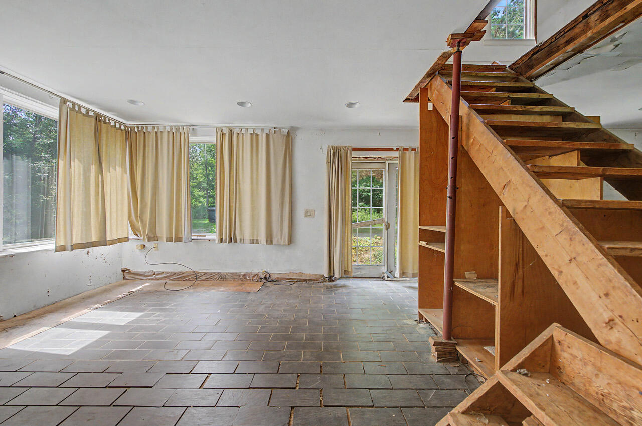 178 Boothbay Road Edgecomb, ME 04556 - Photo 15 of 60 pic-25