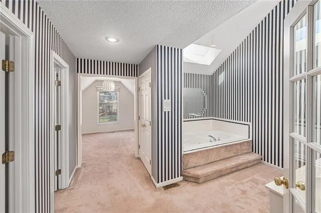 $489,000 | 505 Southeast Williamsburg Drive, Lee's Summit, MO 64063