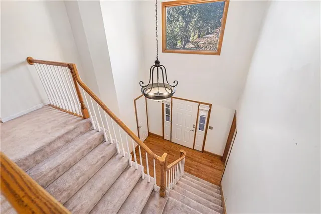 $489,000 | 505 Southeast Williamsburg Drive, Lee's Summit, MO 64063