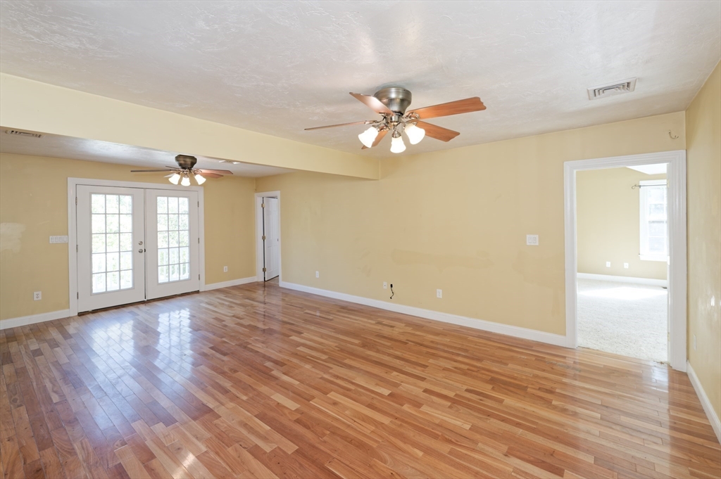1880 Providence Road Northbridge, MA 01534 - Photo 6 of 42 Gallery Image 6