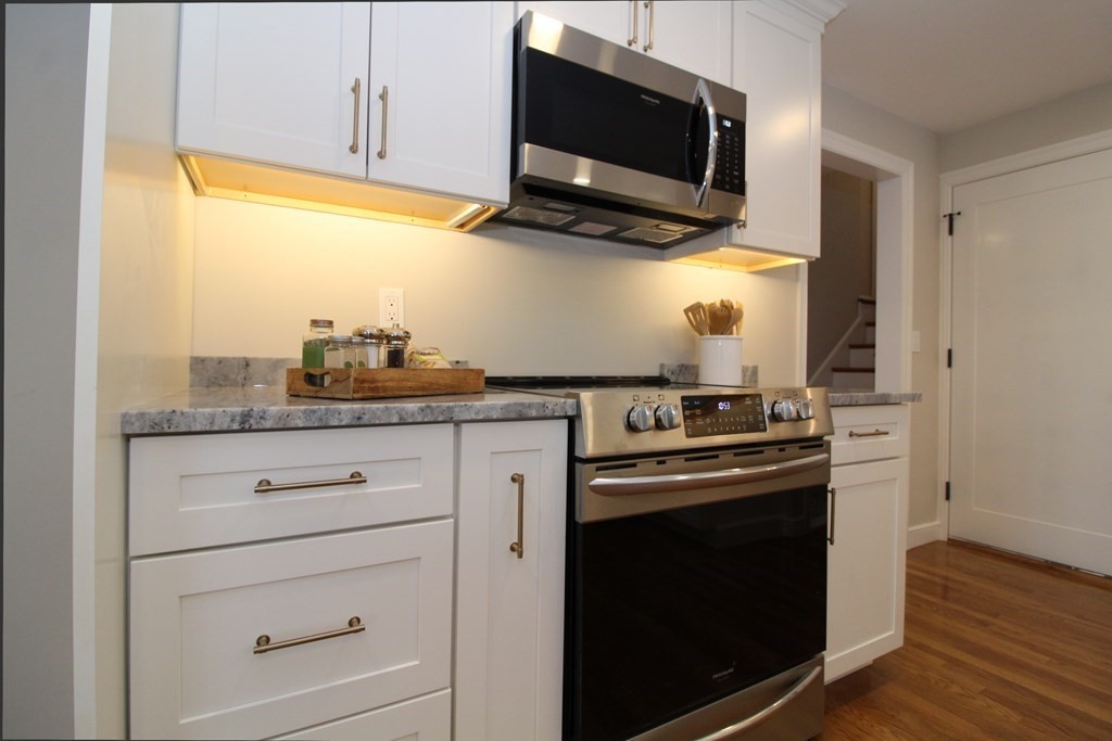 15 Gilbert Road Needham, MA 02492 - Photo 12 of 35