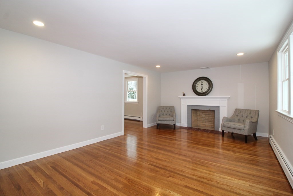 15 Gilbert Road Needham, MA 02492 - Photo 4 of 35