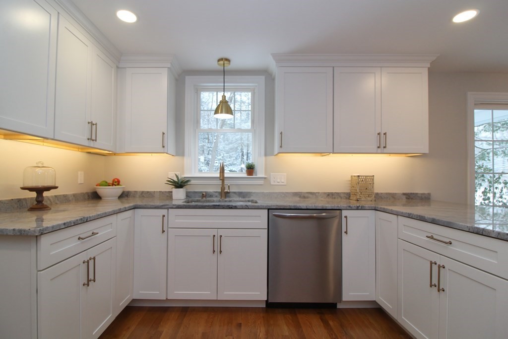 15 Gilbert Road Needham, MA 02492 - Photo 10 of 35