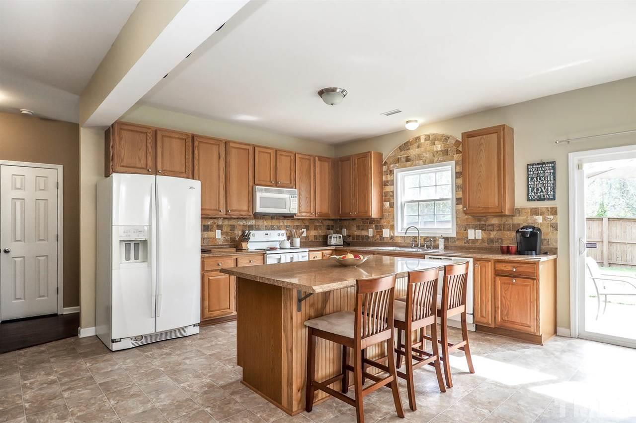 2415 Shepherd Valley Street Raleigh, NC 27610 - Photo 9 of 25