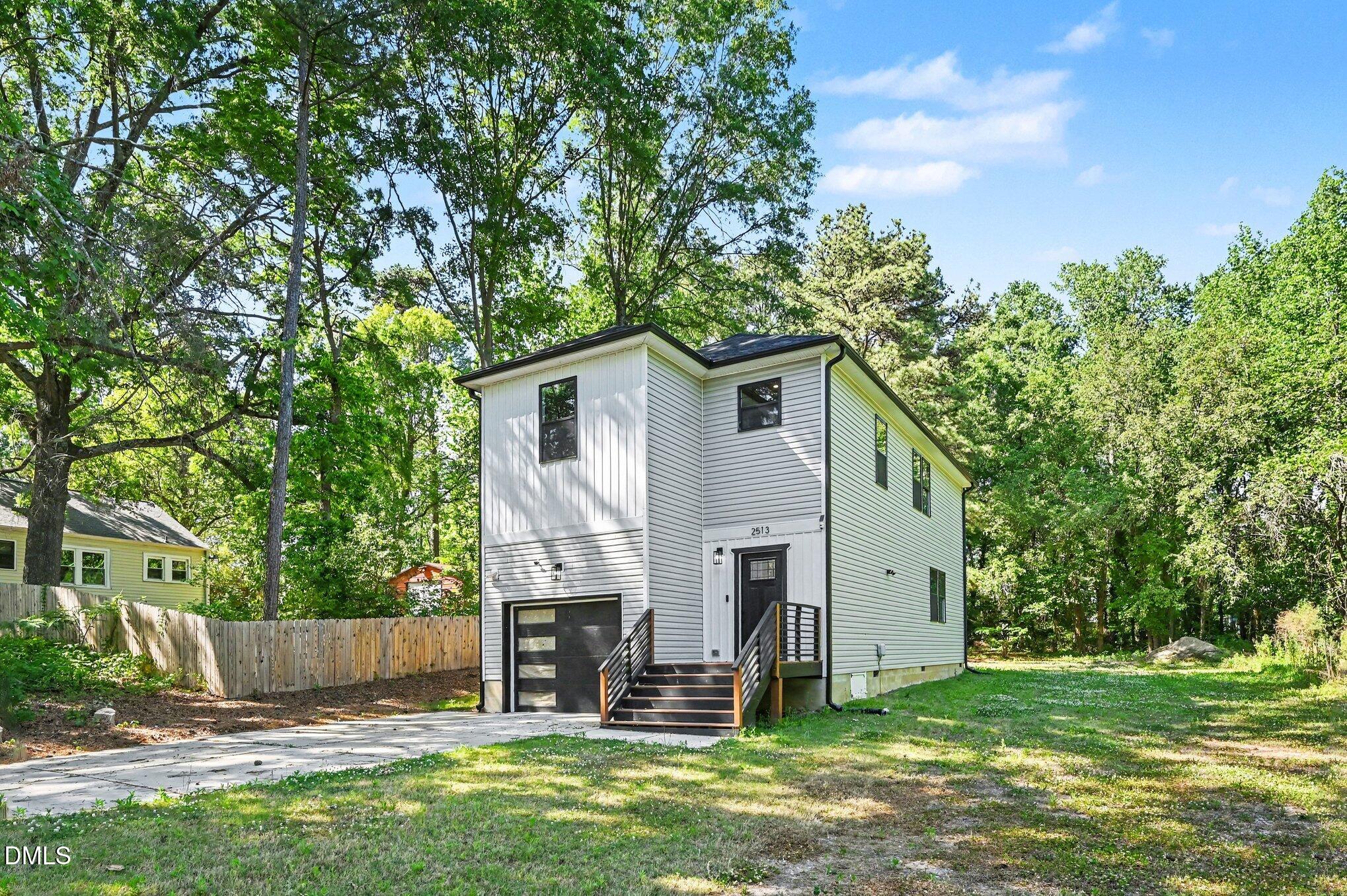 2513 Rochelle Street Durham, NC 27703 - Photo 2 of 15 015_file_1163