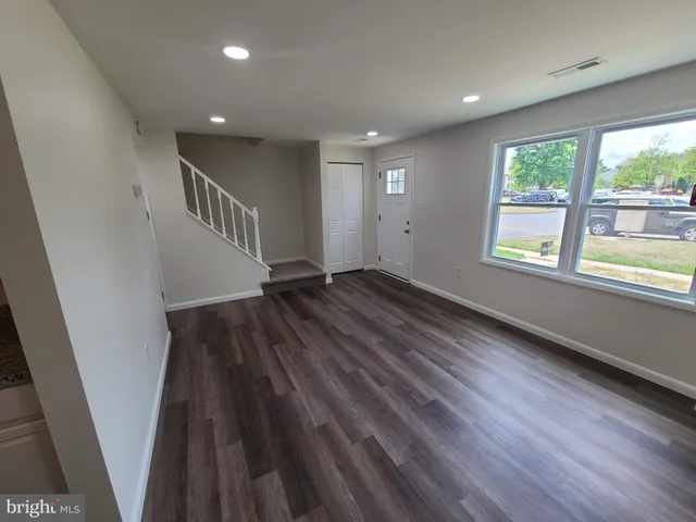 $2,400 | 7186 Glenmeadow Court, Frederick, MD 21703