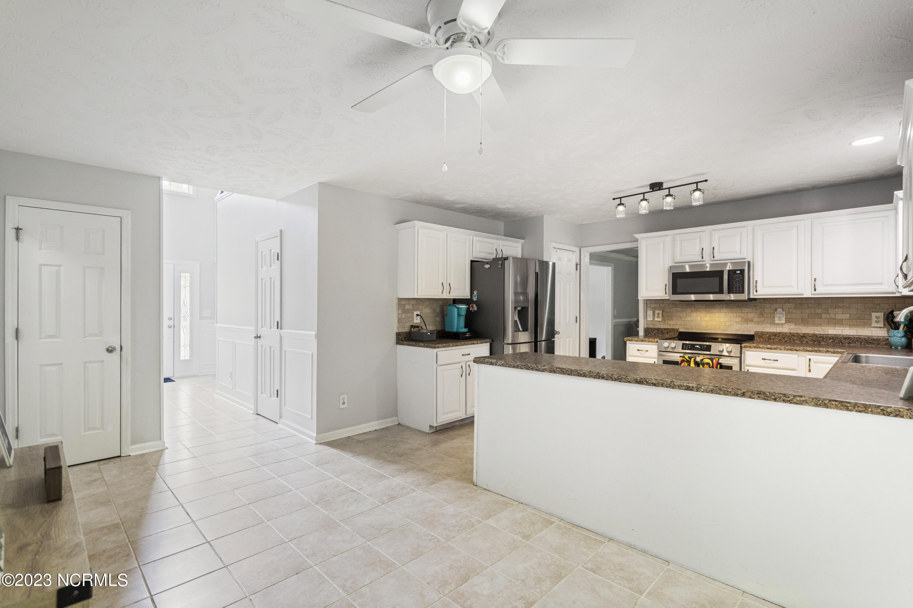 809 Little Roxy Court Jacksonville, NC 28540 - Photo 64 of 68 DSC04008