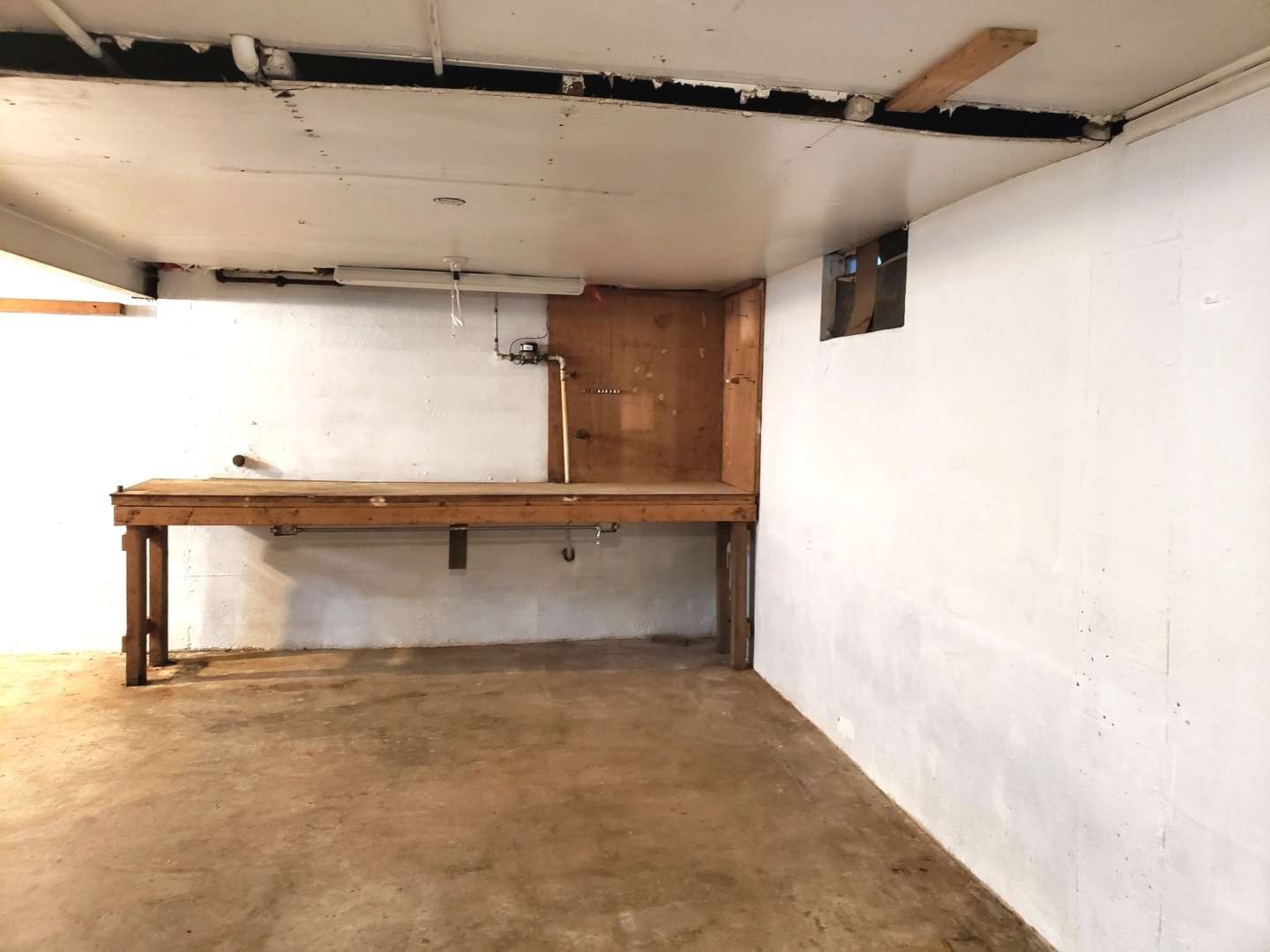 Undisclosed Address Kankakee, IL 60901 - Photo 30 of 35 a view of room