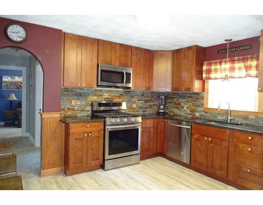 7 Violet Road Peabody, MA 01960 - Photo 6 of 30 Gallery Image 6