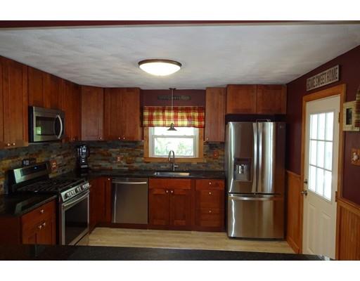 7 Violet Road Peabody, MA 01960 - Photo 7 of 30 Gallery Image 7