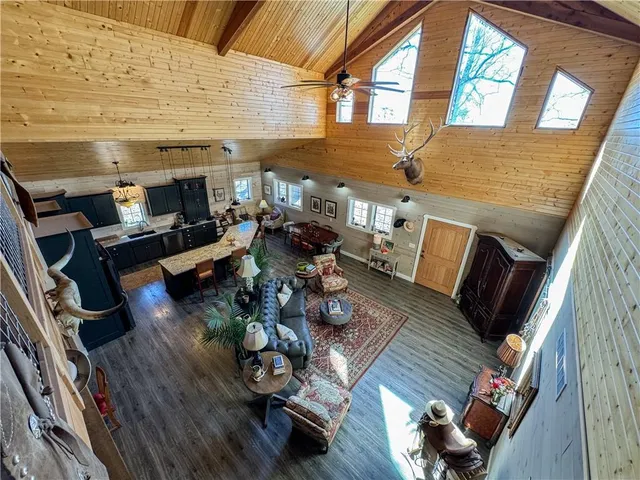 $899,000 | 29721 South Hess Road, Harrisonville, MO 64701