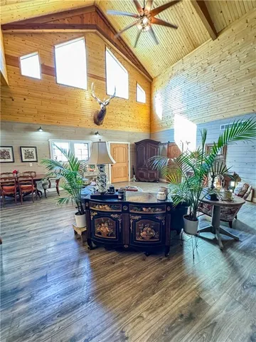 $899,000 | 29721 South Hess Road, Harrisonville, MO 64701