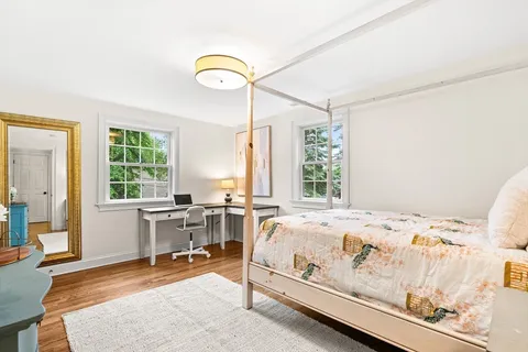 $2,395,000 | 10 Kirkland Circle, Wellesley, MA 02481