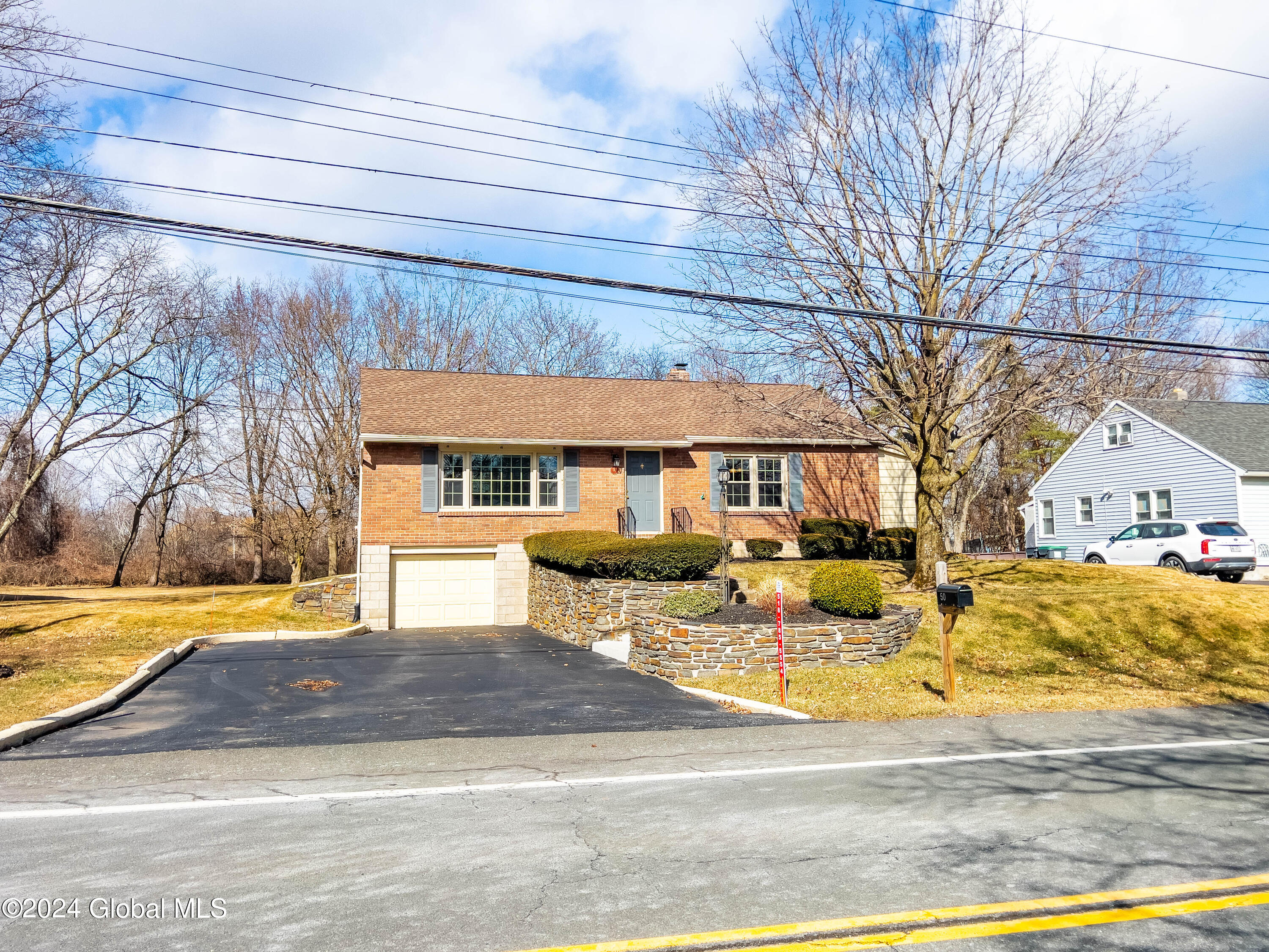 50 Latham Ridge Road Colonie, NY 12110 - Photo 2 of 26 2