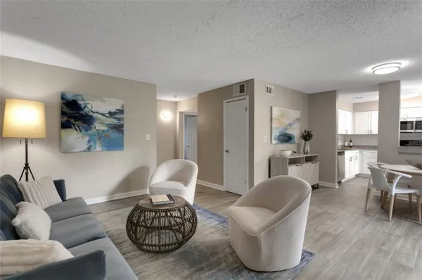 $1,199 | 1067 Pitts Road, Unit 1043F, Sandy Springs, GA 30350