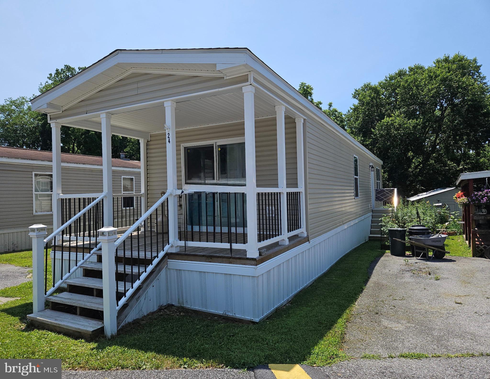24 Oliver Park Dr  