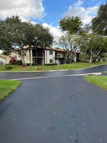 $2,700 | 21876 Cypress Circle, Unit B, Boca Raton, FL 33433