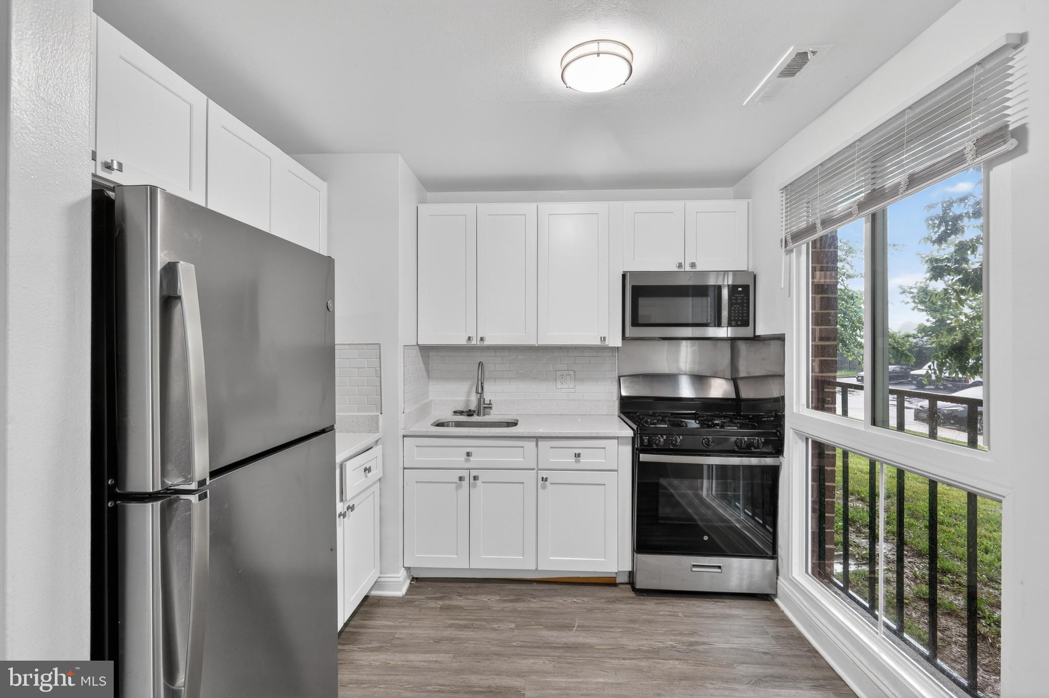 7975 Riggs Road, Unit 4 Hyattsville, MD 20783 - Photo 3 of 31