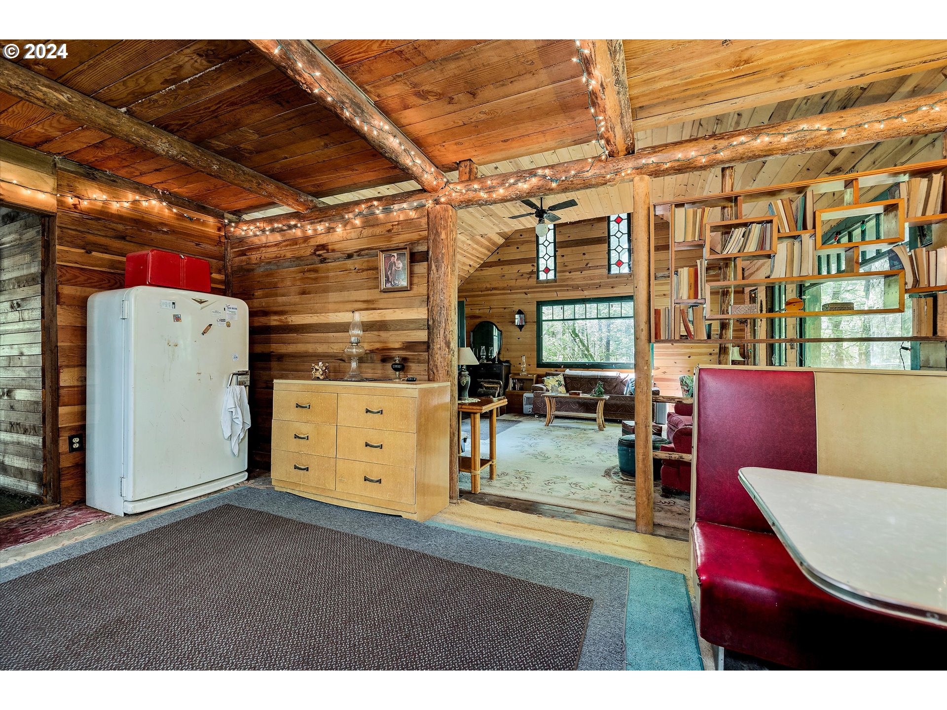 231 Cedar Creek Road Carson, WA 98610 - Photo 11 of 37 Gallery Image 11