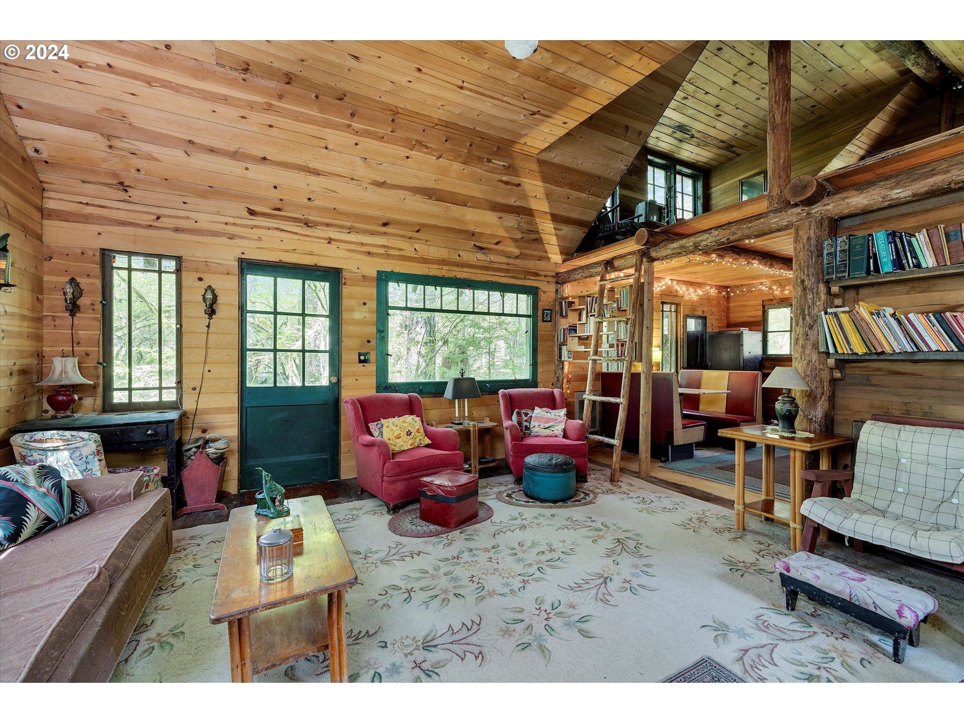231 Cedar Creek Road Carson, WA 98610 - Photo 15 of 37 Gallery Image 15
