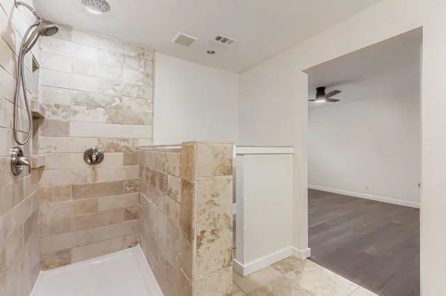 $2,000 | 521 Dennis Drive, Round Rock, TX 78664