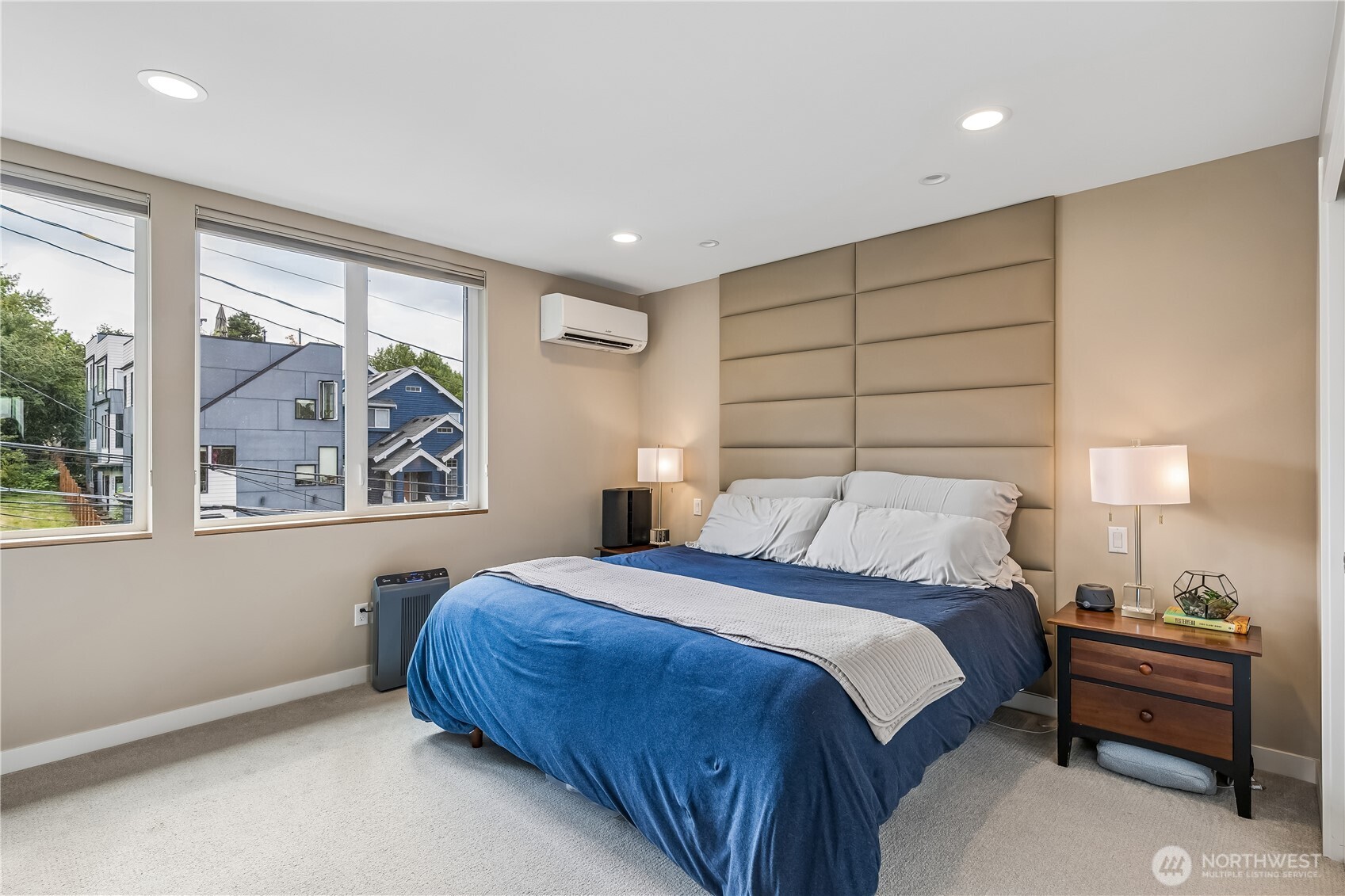3665 Interlake Avenue North, Unit B Seattle, WA 98103 - Photo 11 of 24