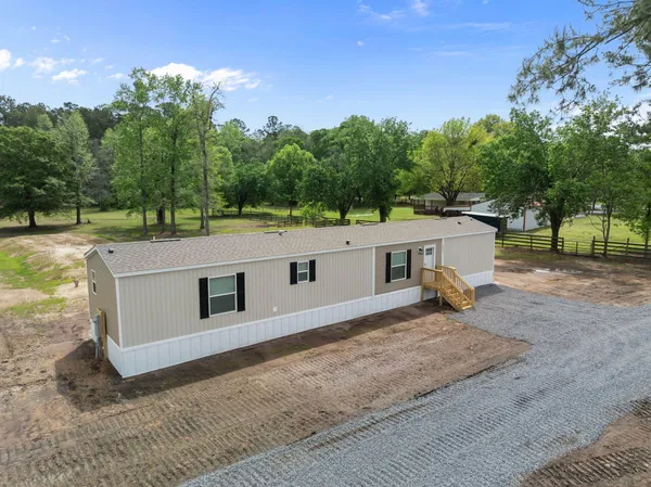 $2,350 | 323 Myers Mayo Road, Ridgeville, SC 29472